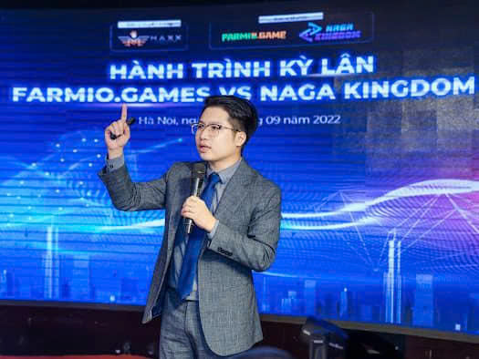 Những người liên quan sàn giao dịch tiền ảo này khẩn trương đến Công an TP. Hà Nội phối hợp làm việc- Ảnh 3. Đặng Quốc Thắng tại buổi giới thiệu dự án Naga Kingdom