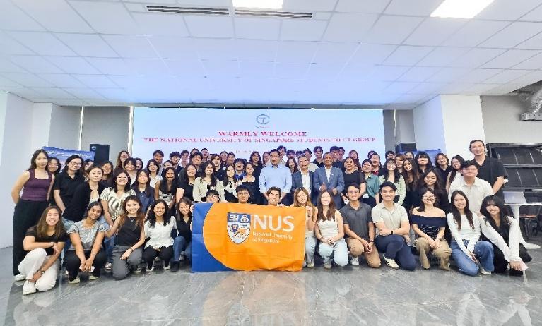 CT Group bắt tay cùng Đại học Quốc Gia Singapore – NUS- Ảnh 1. Đoàn sinh viên từ NUS đến tham quan, học hỏi tại CT Group