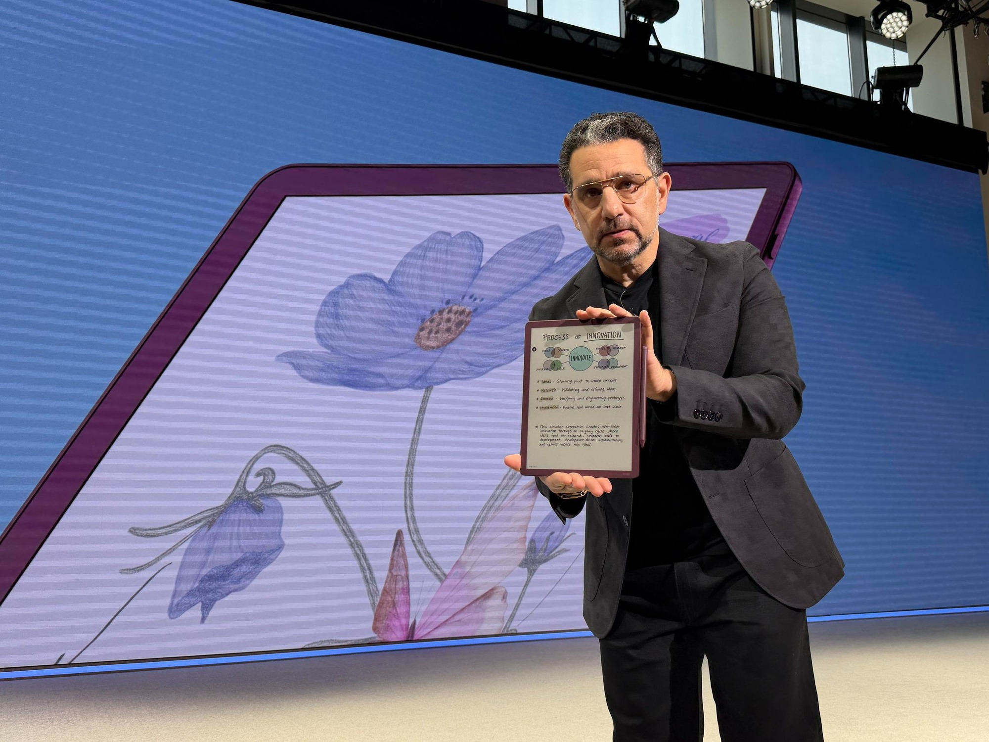 Kindle Scribe Colorsoft màn hình màu