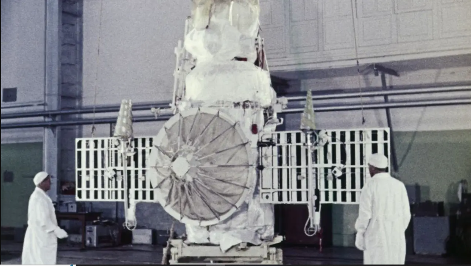 Kosmos 482 và Venera 8 - tàu chị em trong chương trình khám phá sao Kim So sánh Kosmos 482 và Venera 8