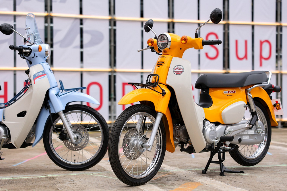 Super Cub 110 Mt. Fuji Edition là biểu tượng văn hóa Nhật Bản trên đường phố