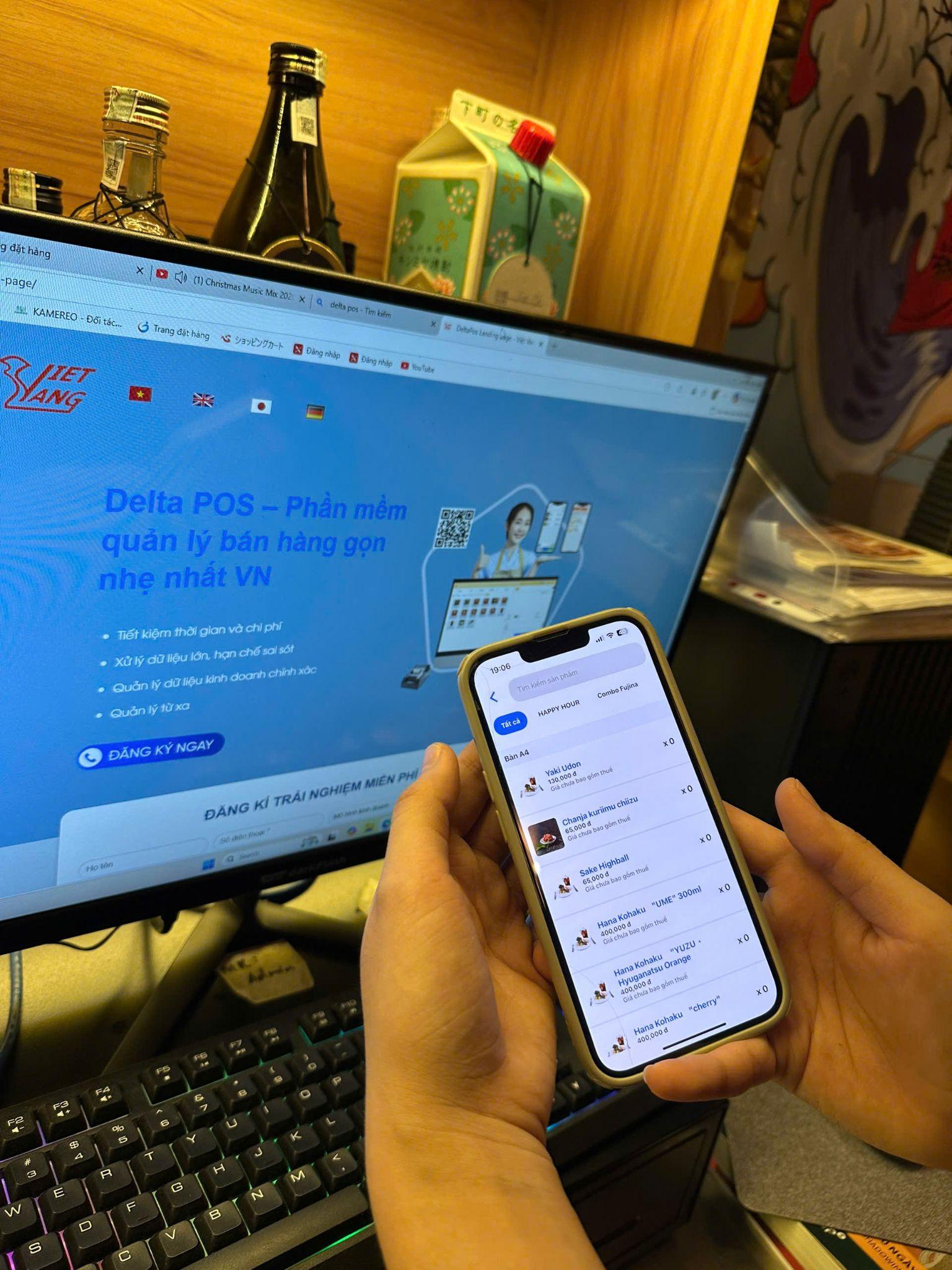 Quầy thu ngân vận hành Delta POS để in hóa đơn In hóa đơn tại quầy thu ngân